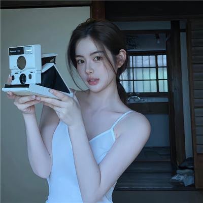 快藏起来!玛琪娜同学